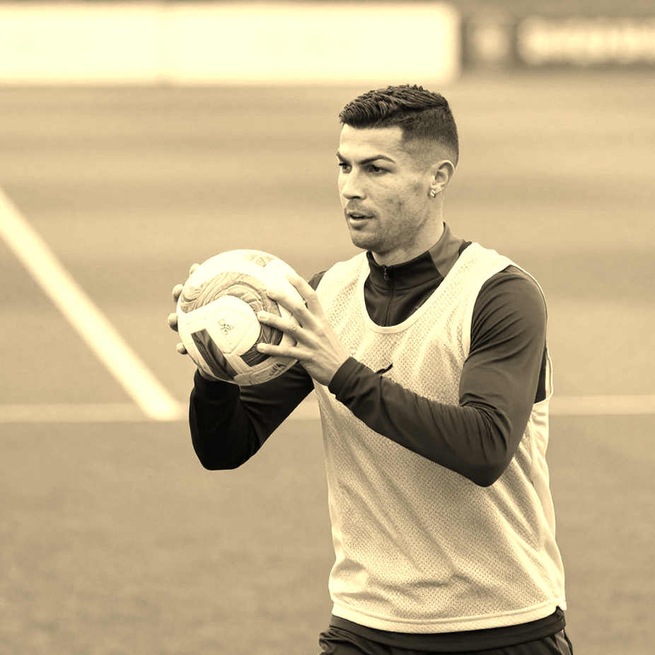 JJ Gabriel và ranh giới tuổi 16: Manchester United có thể mất một tài sản chỉ vì một điều luật không thể thương lượng